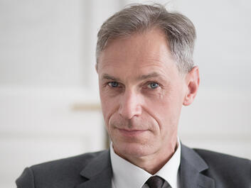  Rechtsanwalt Dr. Jürgen Küttner  | Fachanwalt für Verwaltungsrecht | Spezialist für Prüfungsrecht,  Hochschulrecht, Privathochschulrecht, Beamtenrecht